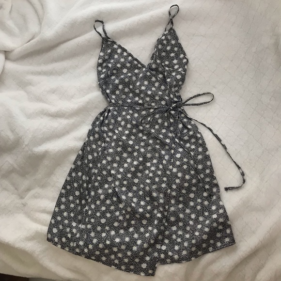 daisy wrap dress